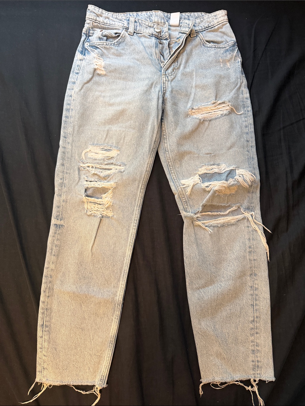 Light Blue Distressed Women's Cropped (Capri) Boyfriend Jeans